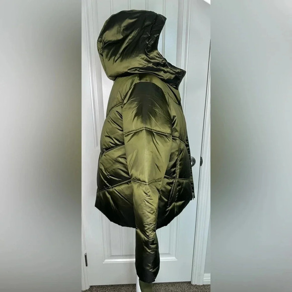 NWT UGG Women's Ronney Cropped Puffer Jacket, Burnt Olive, Size: Small - Picture 7 of 13